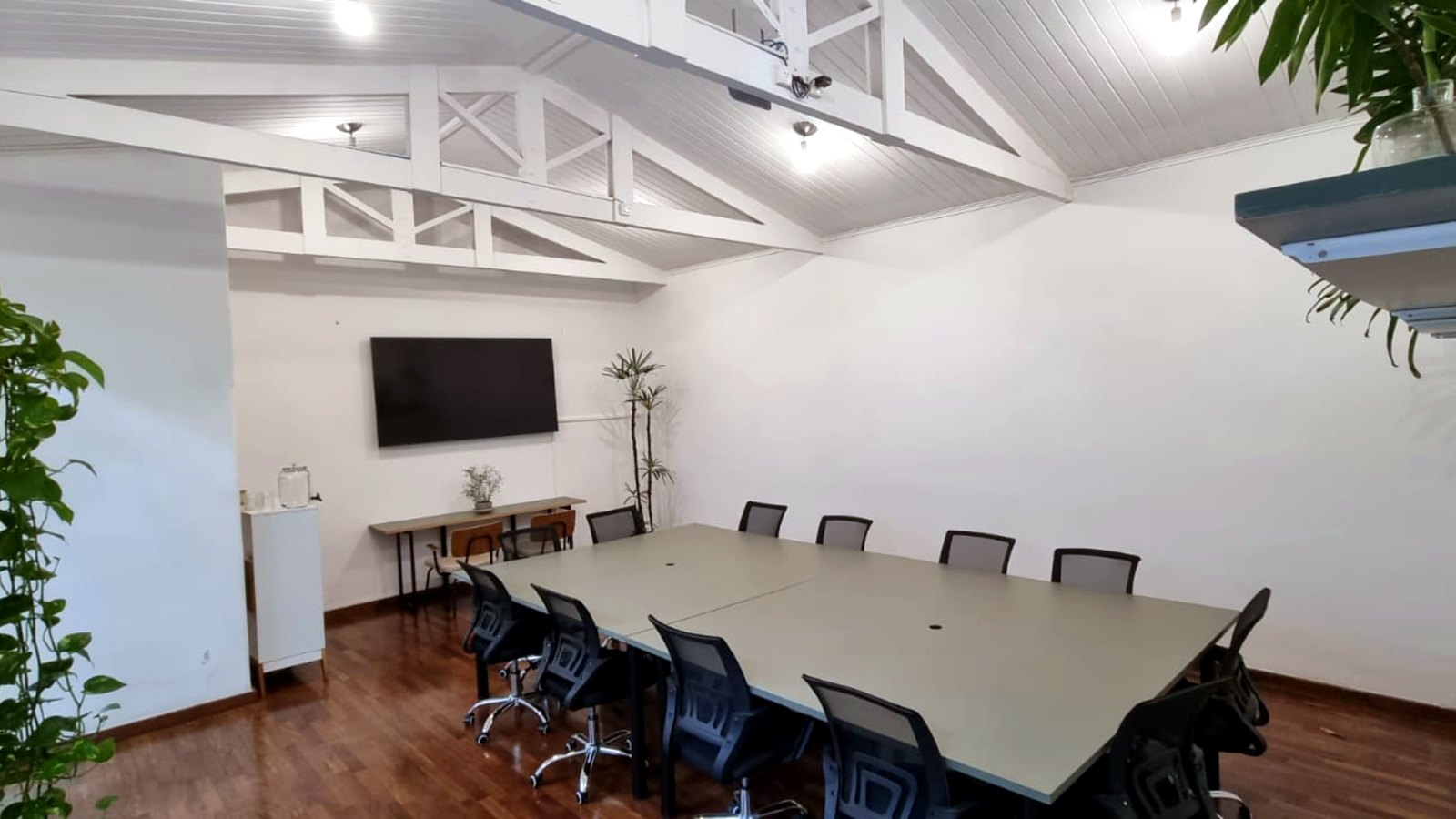Sala Jardim montada em formato Mesa única / board room