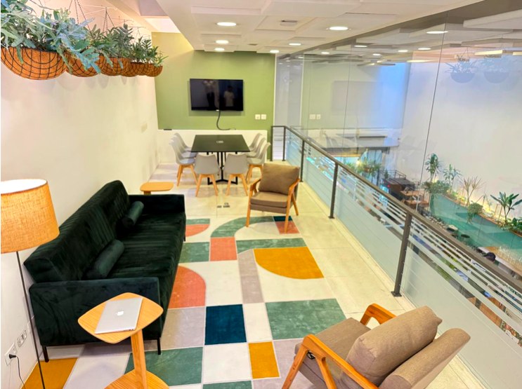 Sala Living montada em formato Living